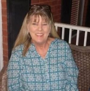 Meet your Posher, Pam